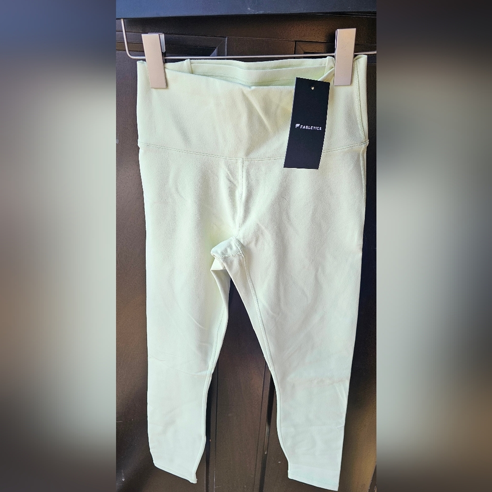 Fabletics PowerHold Pale Yellow Leggings NWT